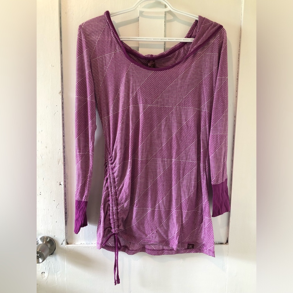 Prana hooded long sleeve tee